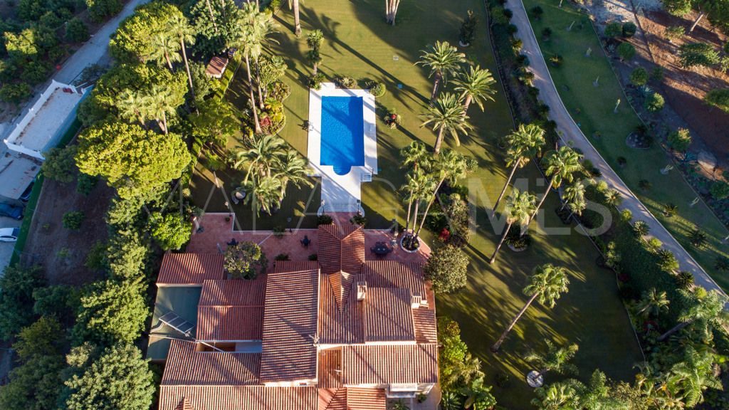 Chalet for sale in Estepona
