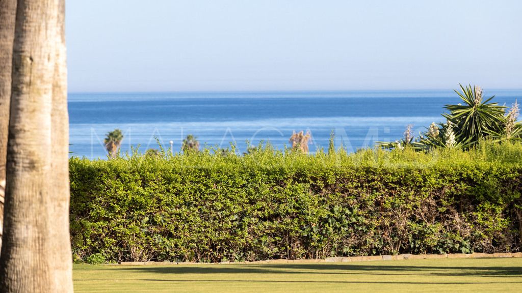 Chalet for sale in Estepona