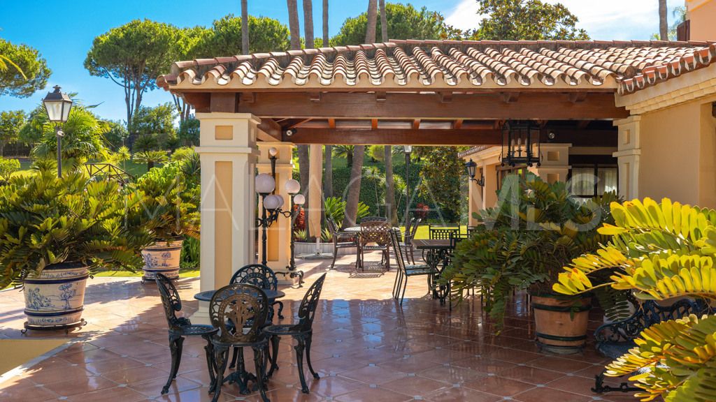 Chalet for sale in Estepona