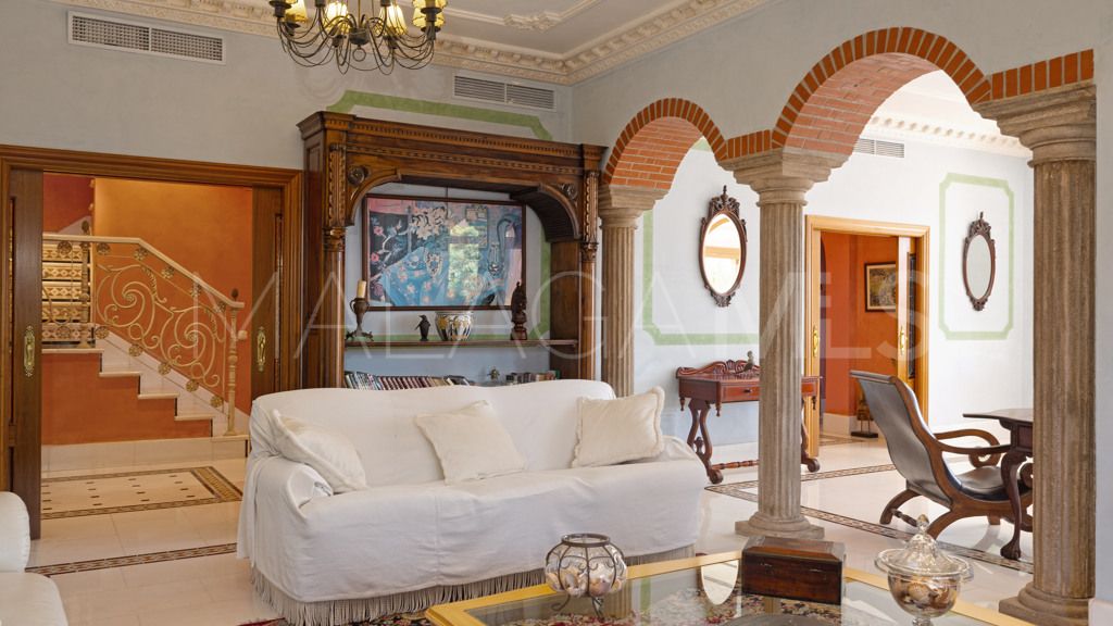 Se vende apartamento in Alhambra del Golf with 5 bedrooms