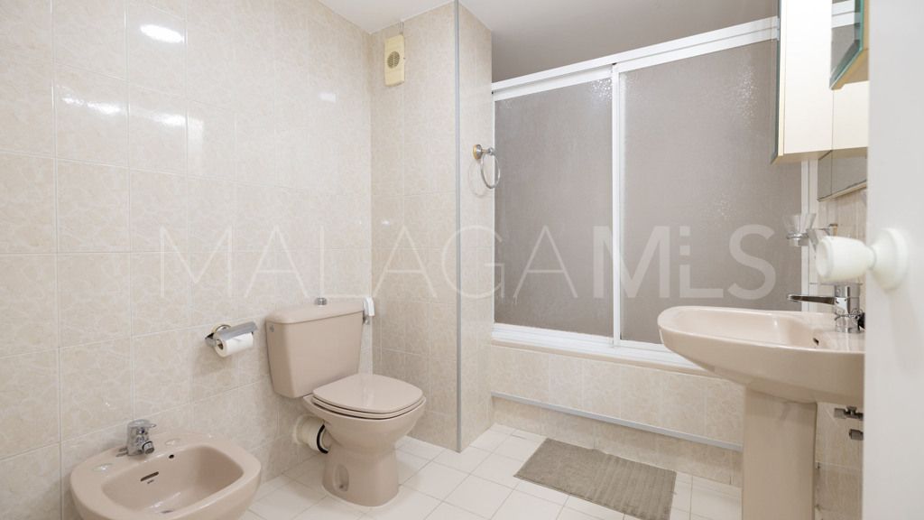 Wohnung for sale in Estepona Puerto