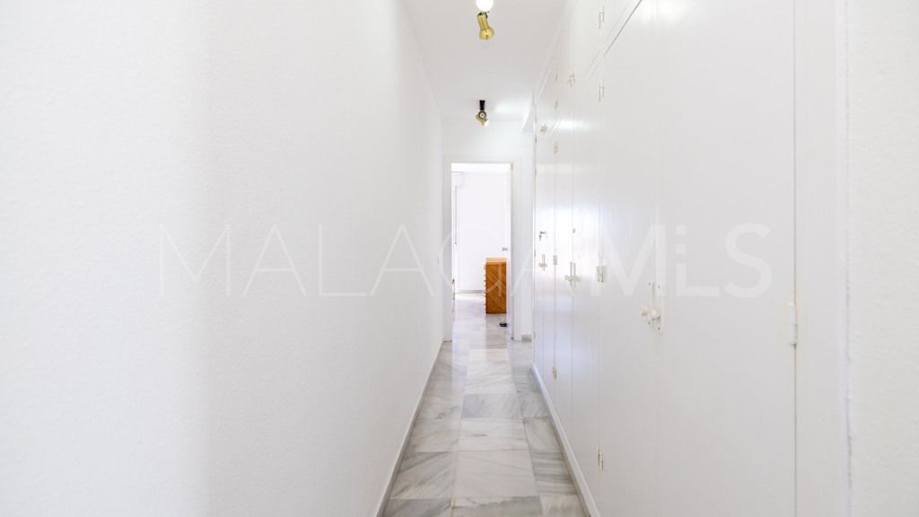 Wohnung for sale in Estepona Puerto