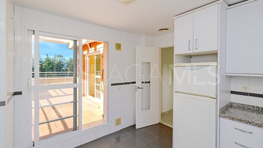 For sale New Golden Mile apartment with 4 bedrooms