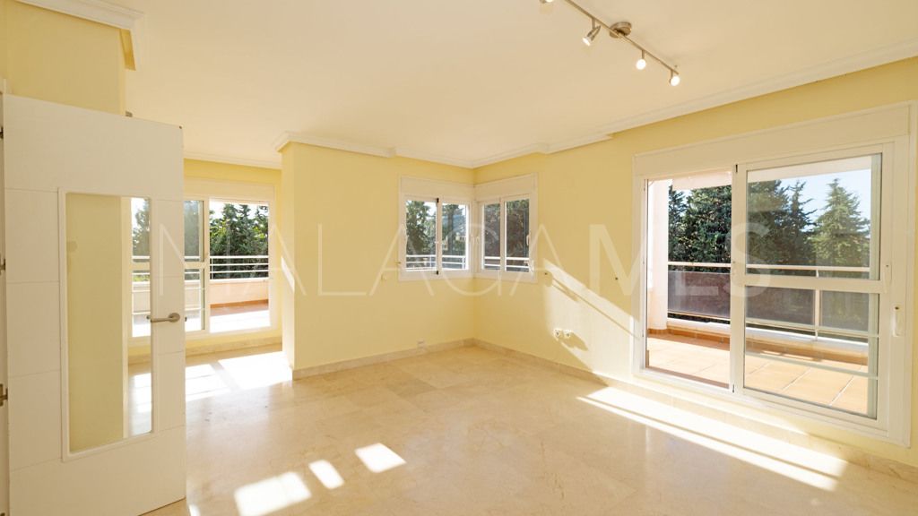 For sale New Golden Mile apartment with 4 bedrooms