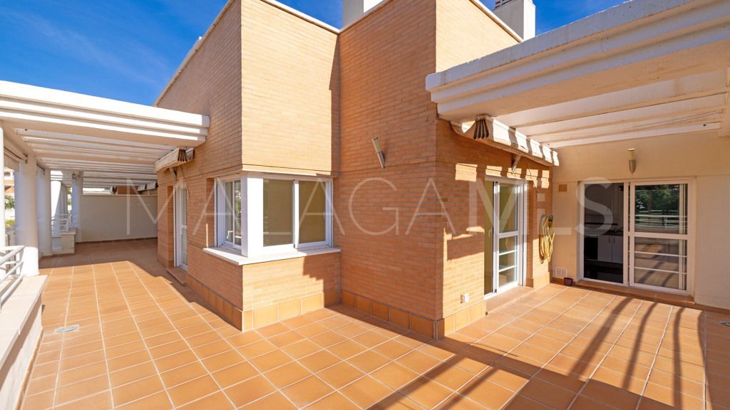 For sale New Golden Mile apartment with 4 bedrooms