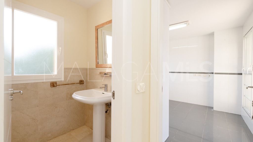 For sale New Golden Mile apartment with 4 bedrooms