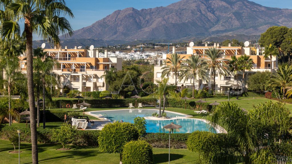 For sale New Golden Mile apartment with 4 bedrooms