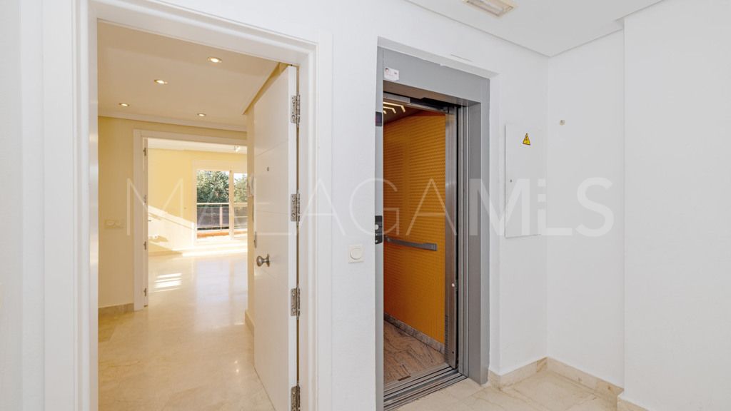 For sale New Golden Mile apartment with 4 bedrooms