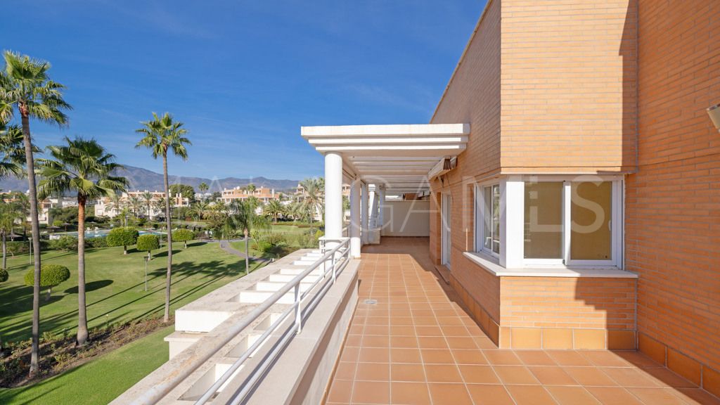 For sale New Golden Mile apartment with 4 bedrooms