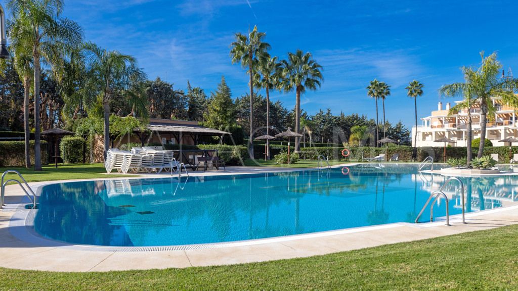 For sale New Golden Mile apartment with 4 bedrooms