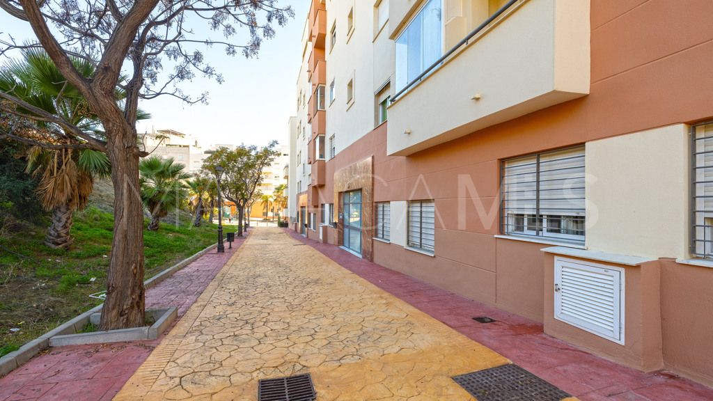 Apartamento a la venta with 3 bedrooms in Estepona Puerto