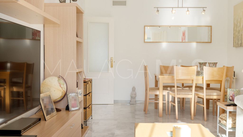 Apartamento a la venta with 3 bedrooms in Estepona Puerto