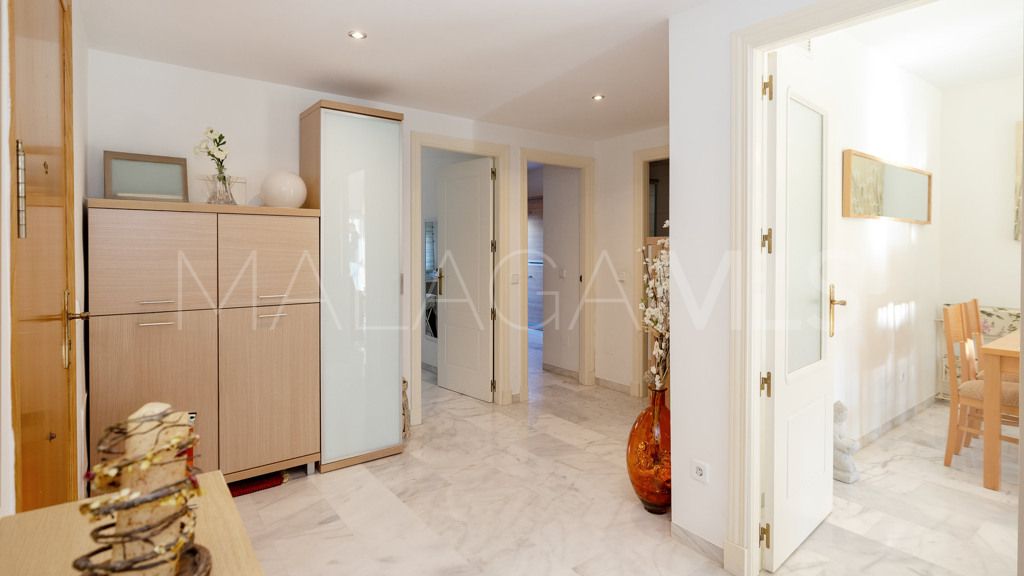 Apartamento a la venta with 3 bedrooms in Estepona Puerto