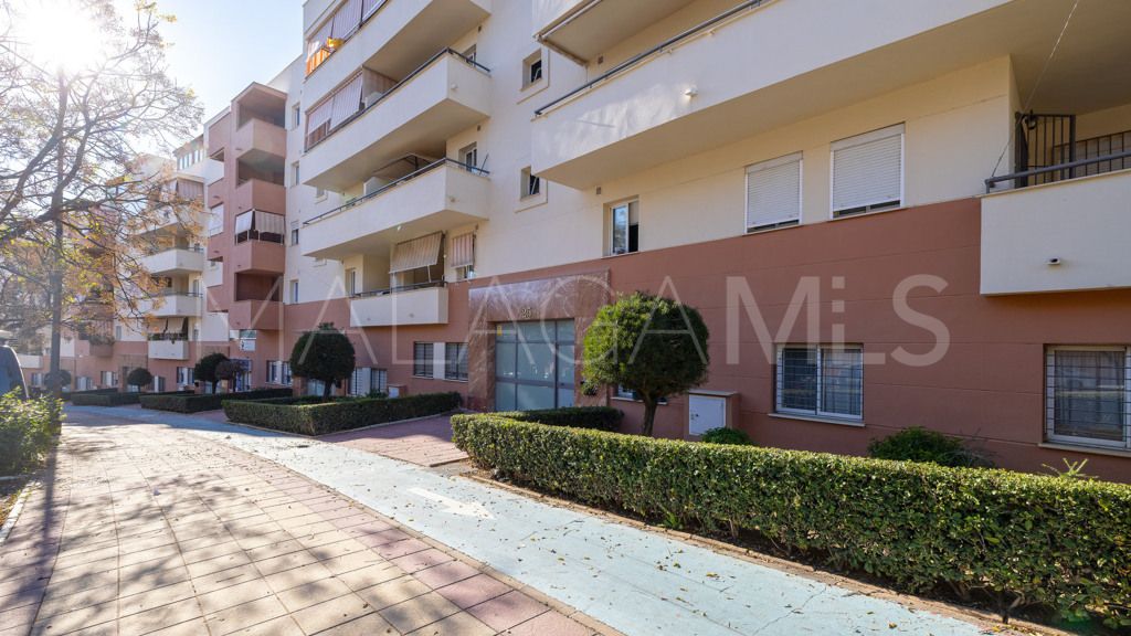 Apartamento a la venta with 3 bedrooms in Estepona Puerto