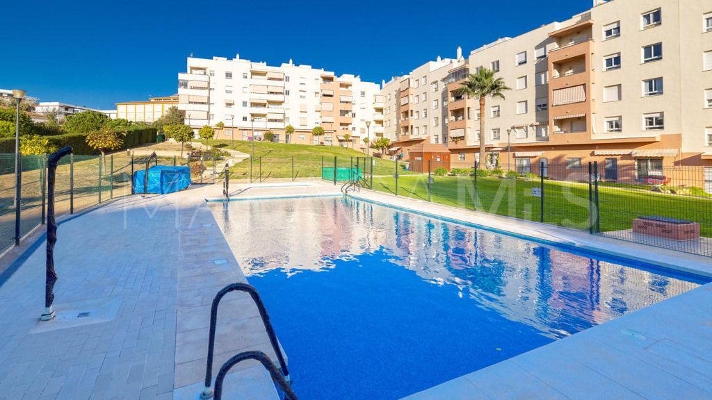 Apartamento a la venta with 3 bedrooms in Estepona Puerto