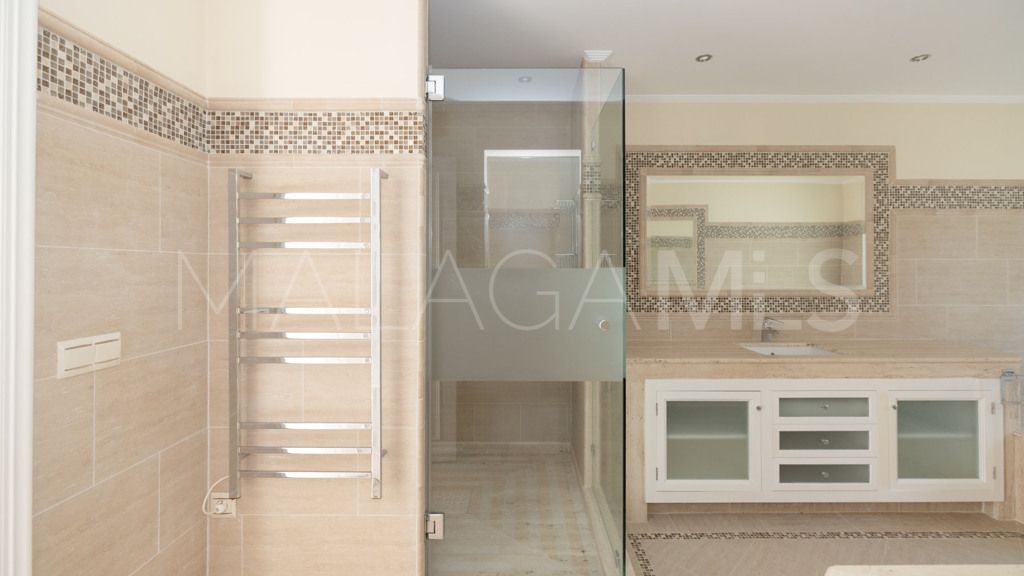 Chalet for sale in El Paraiso