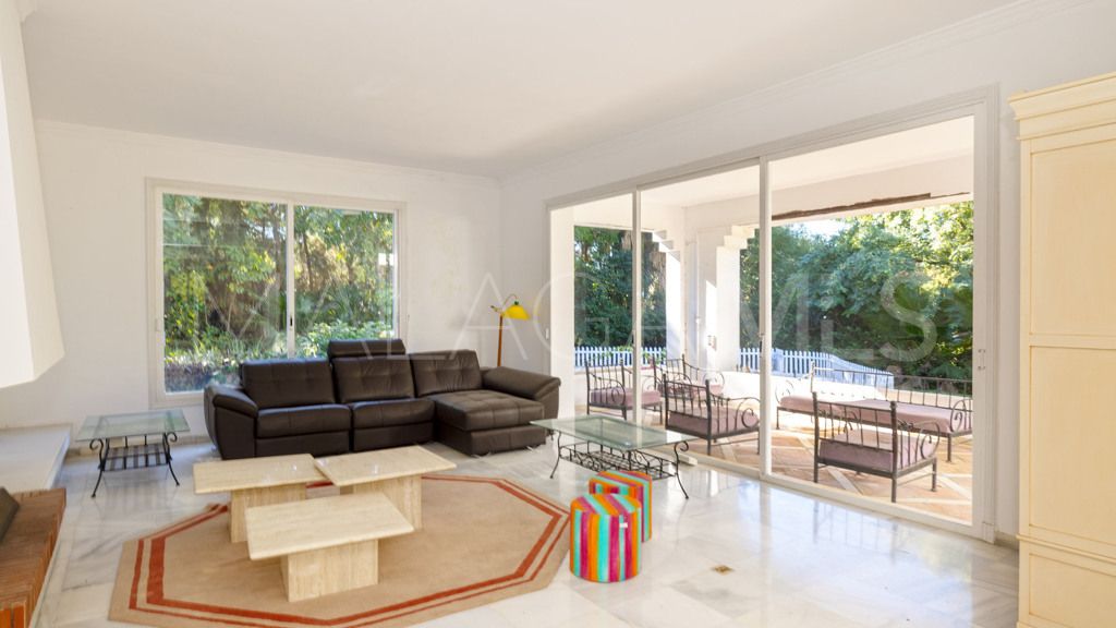 Chalet for sale in El Paraiso