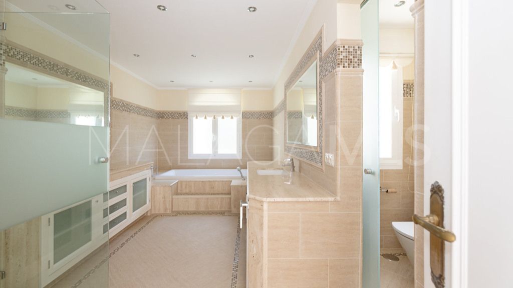 Chalet for sale in El Paraiso