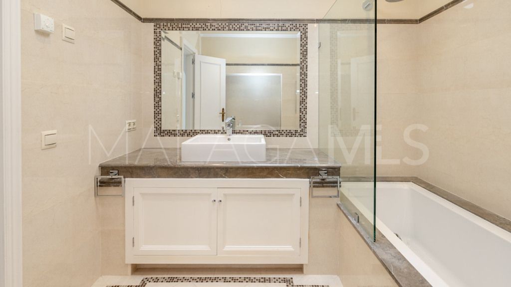 Chalet for sale in El Paraiso