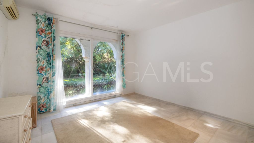 Chalet for sale in El Paraiso