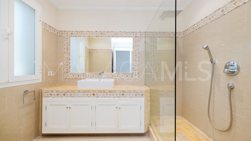 Chalet for sale in El Paraiso