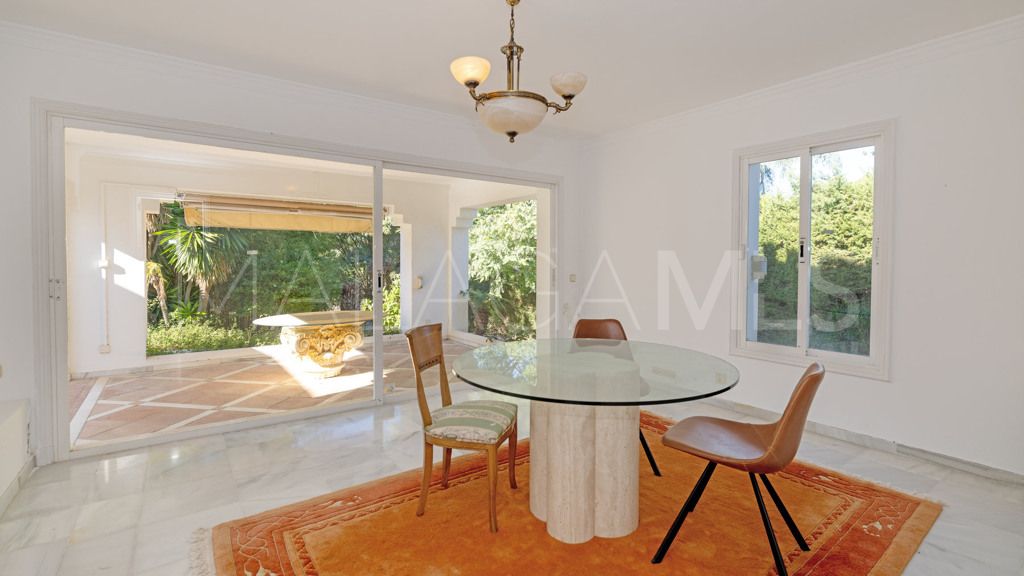 Chalet for sale in El Paraiso