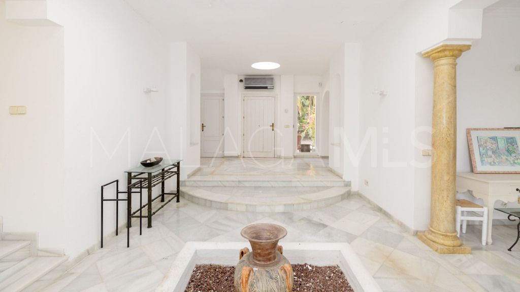 Chalet for sale in El Paraiso