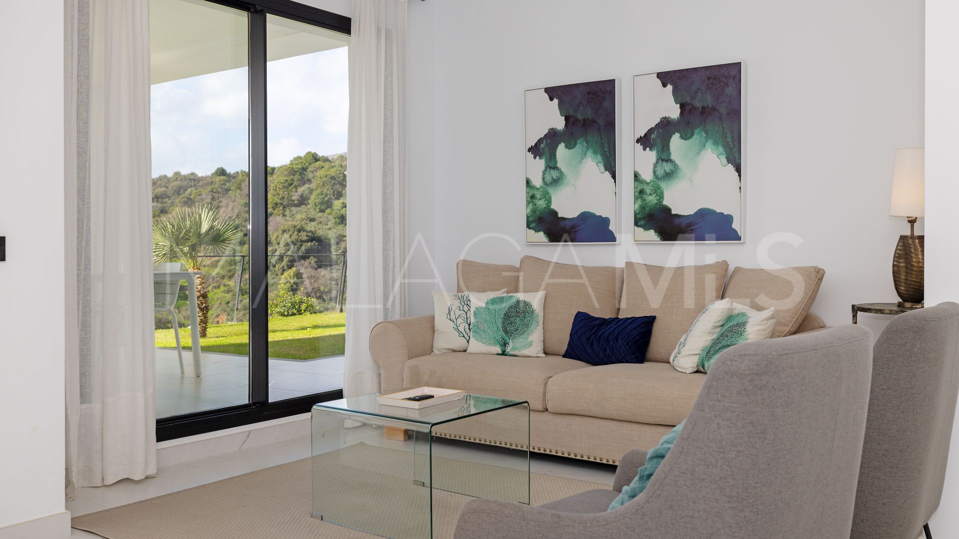 Estepona apartment for sale