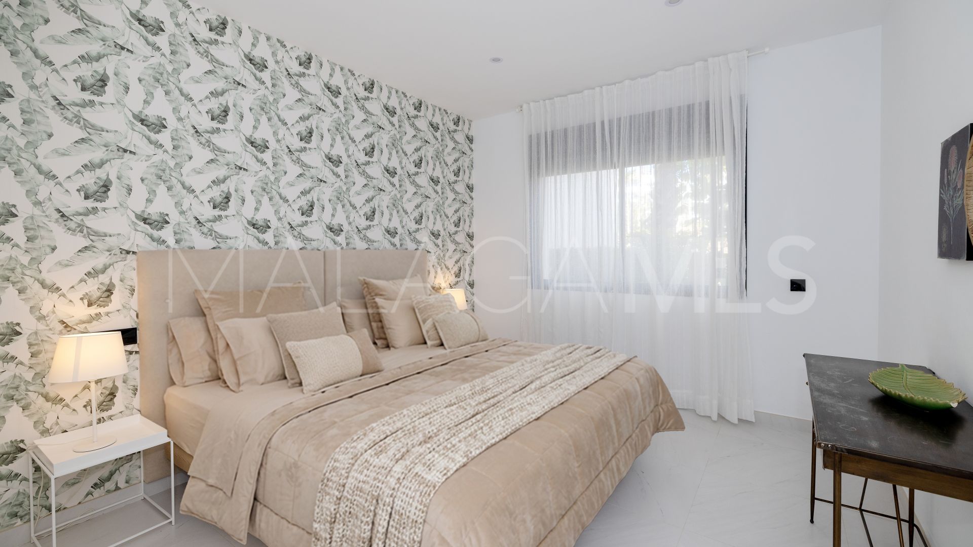 Estepona apartment for sale