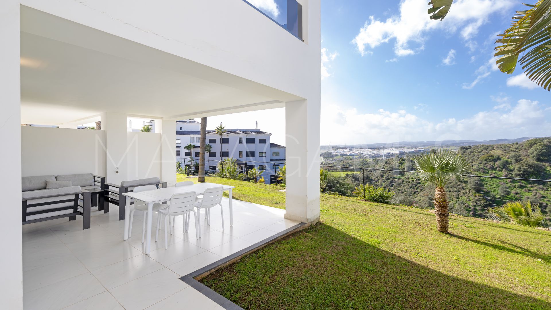 Estepona apartment for sale