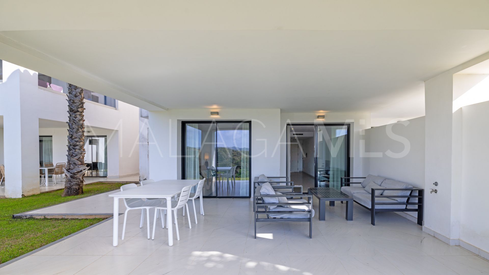 Estepona apartment for sale