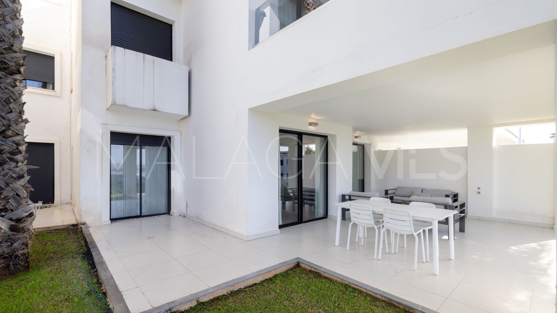 Estepona apartment for sale