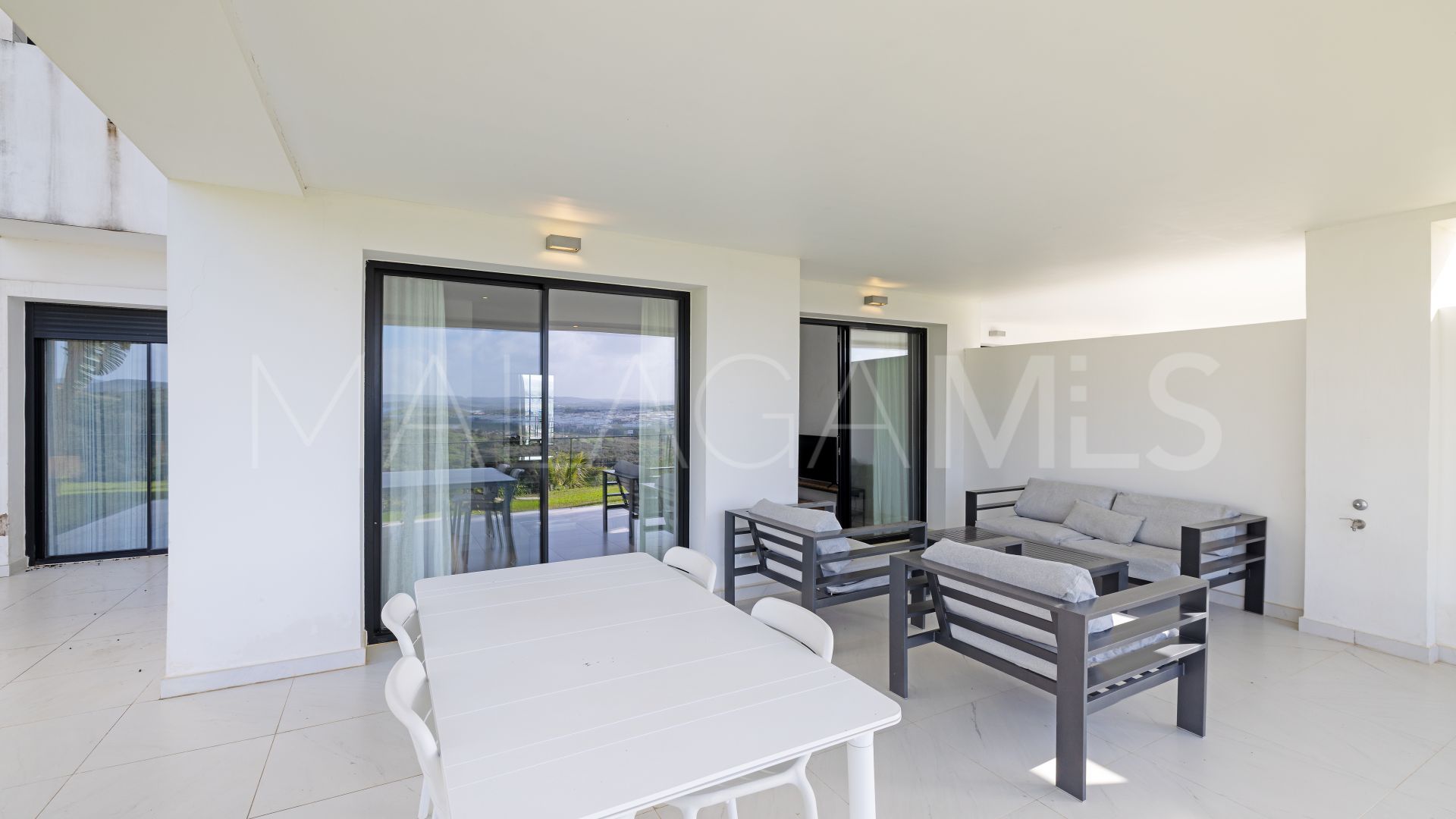 Estepona apartment for sale