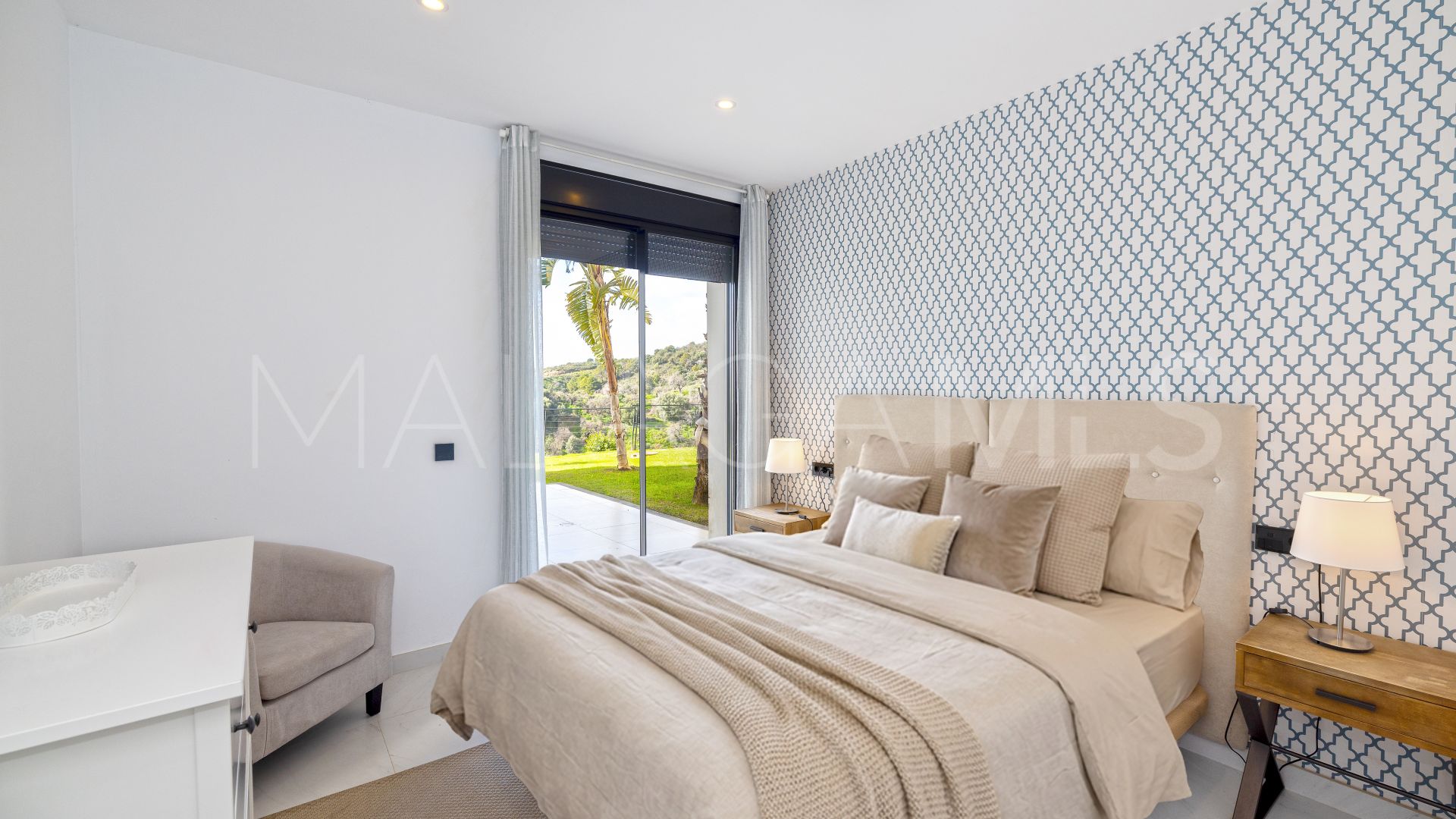 Estepona apartment for sale