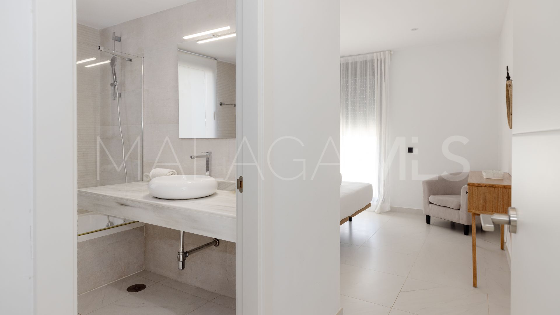 Lägenhet for sale in Estepona