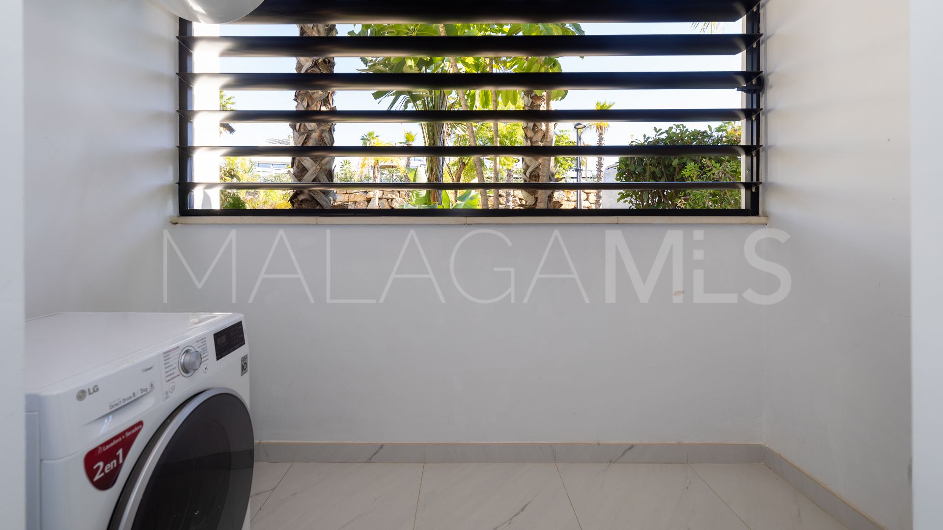 Lägenhet for sale in Estepona