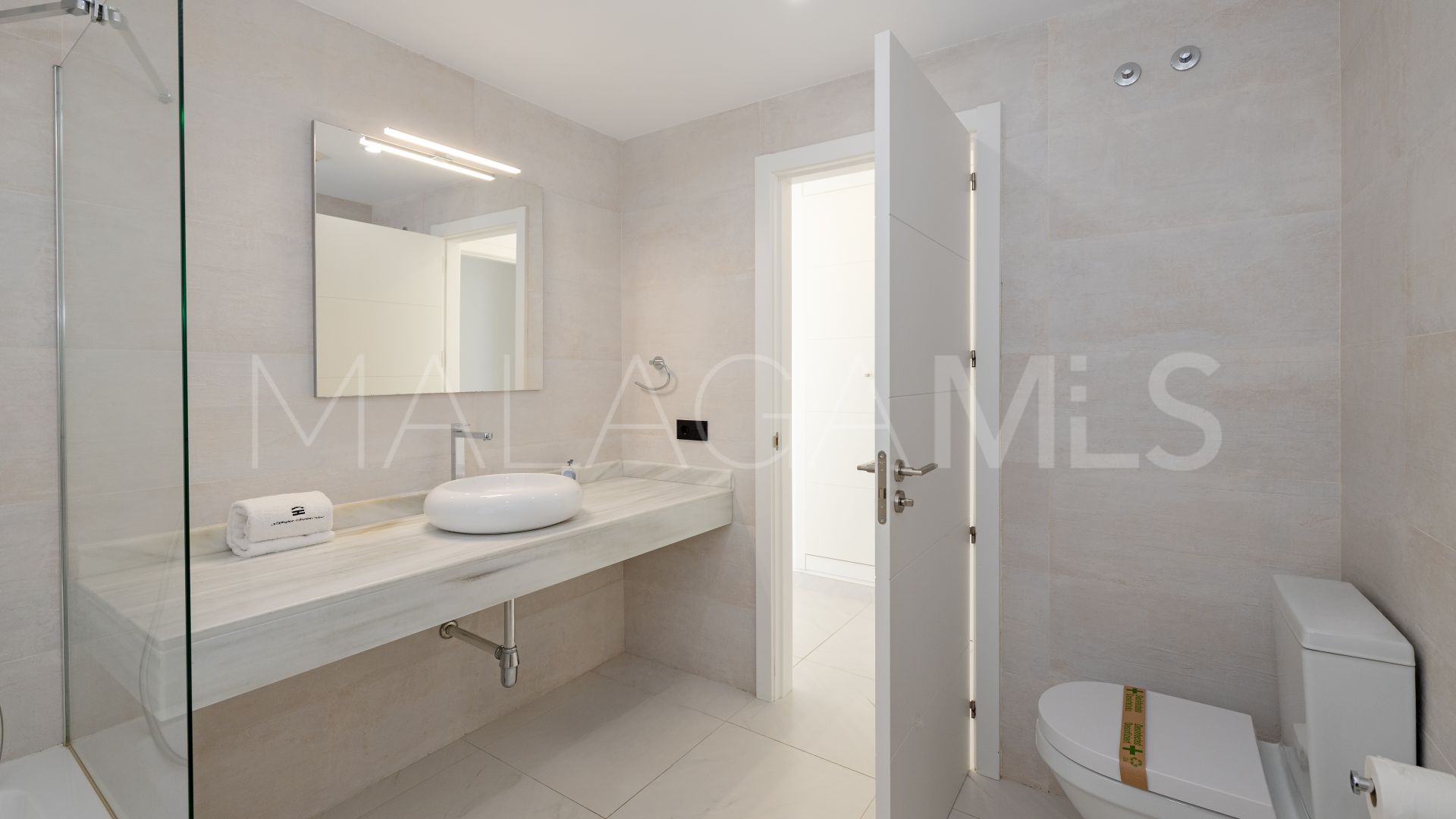 Lägenhet for sale in Estepona