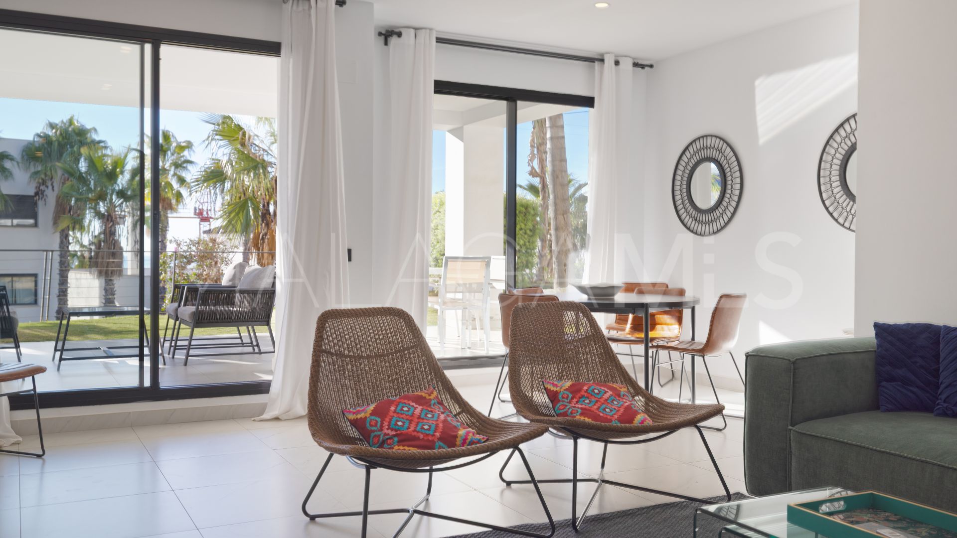 For sale apartment in Estepona Town