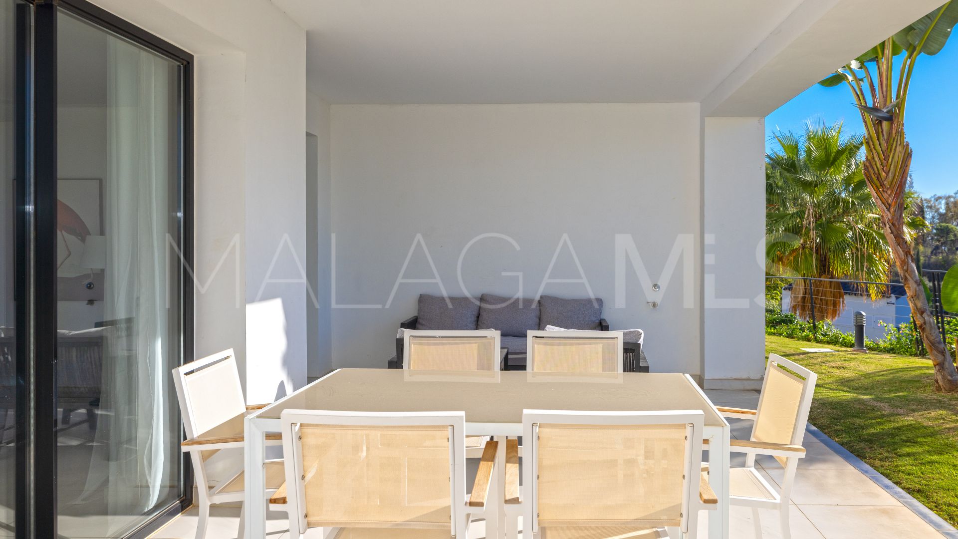 For sale apartment in Estepona Town