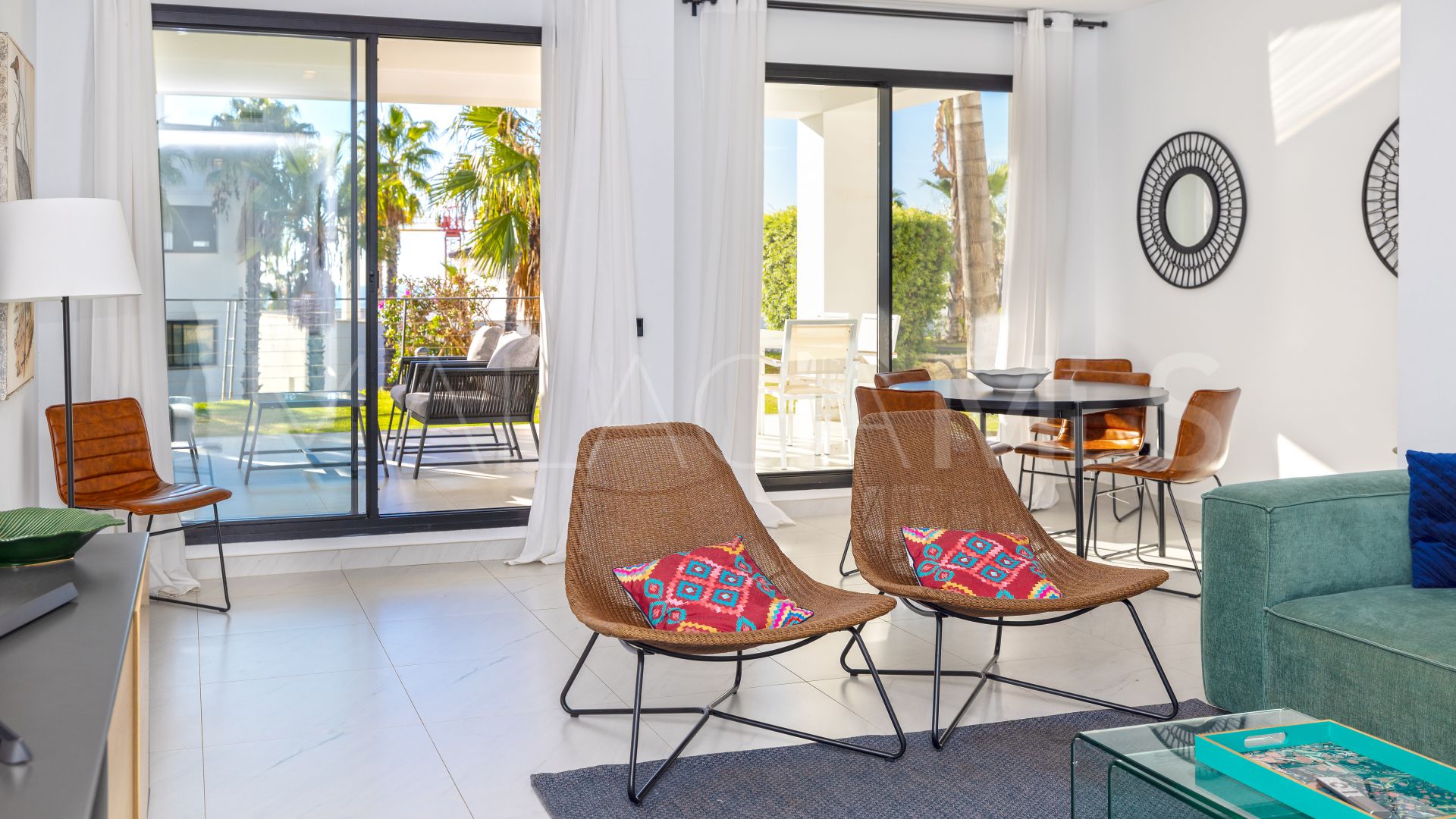 For sale apartment in Estepona Town