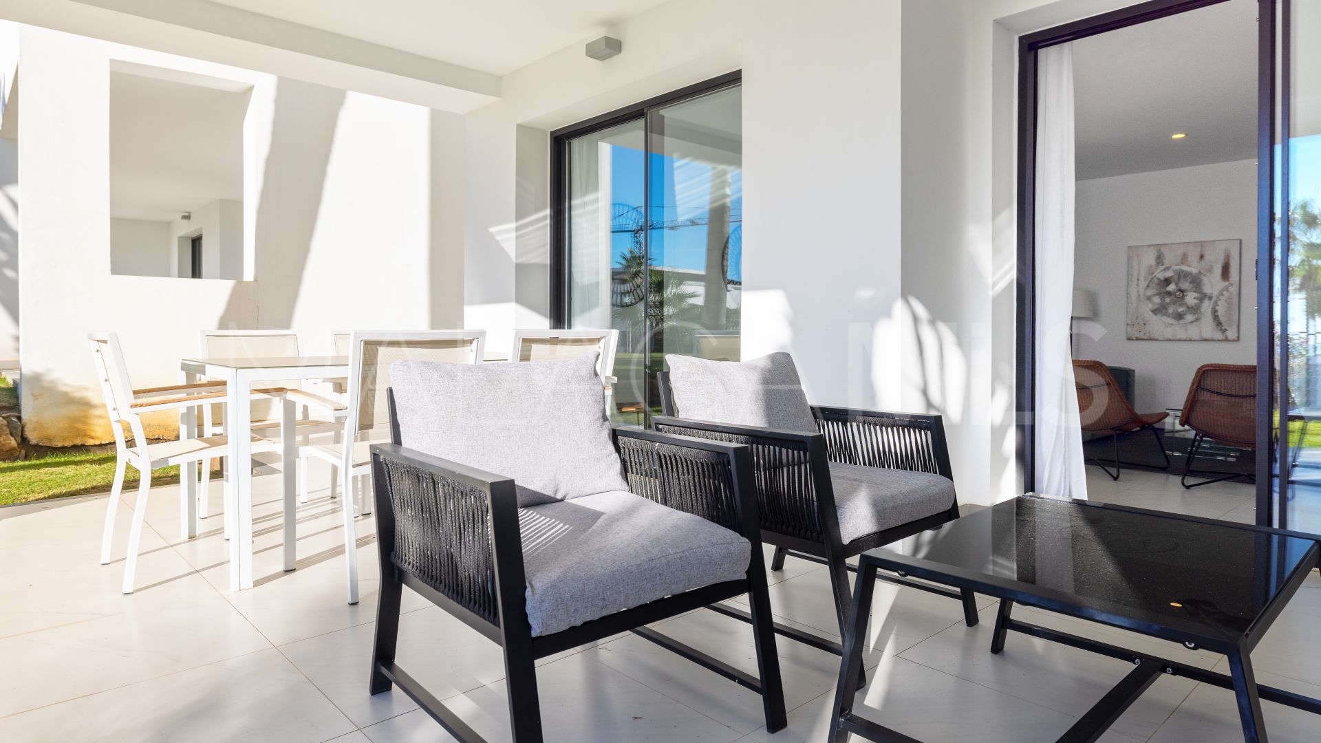 For sale apartment in Estepona Town