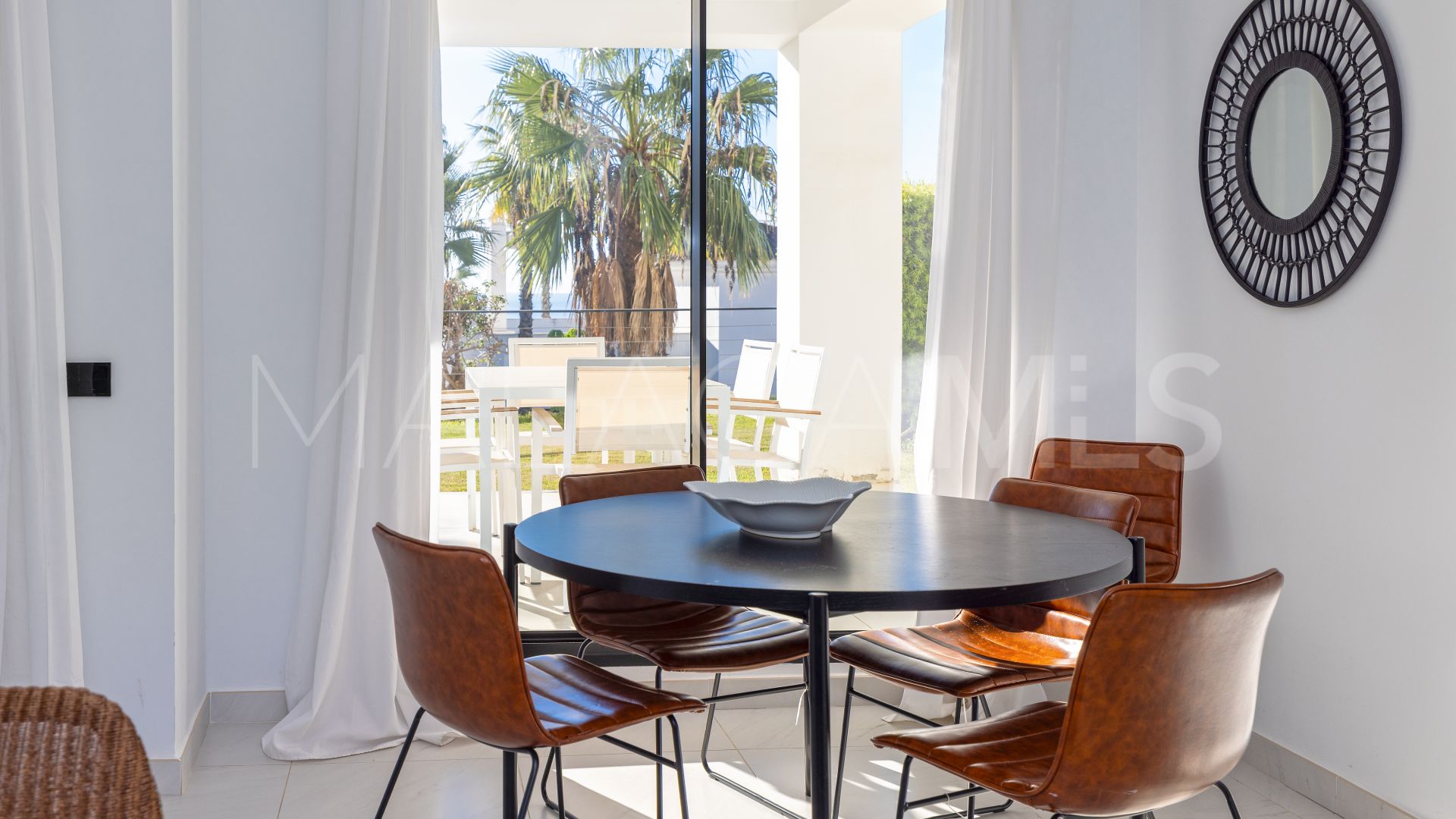 For sale apartment in Estepona Town