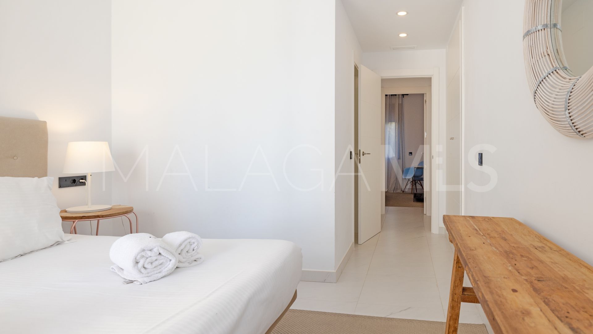 For sale apartment in Estepona Town