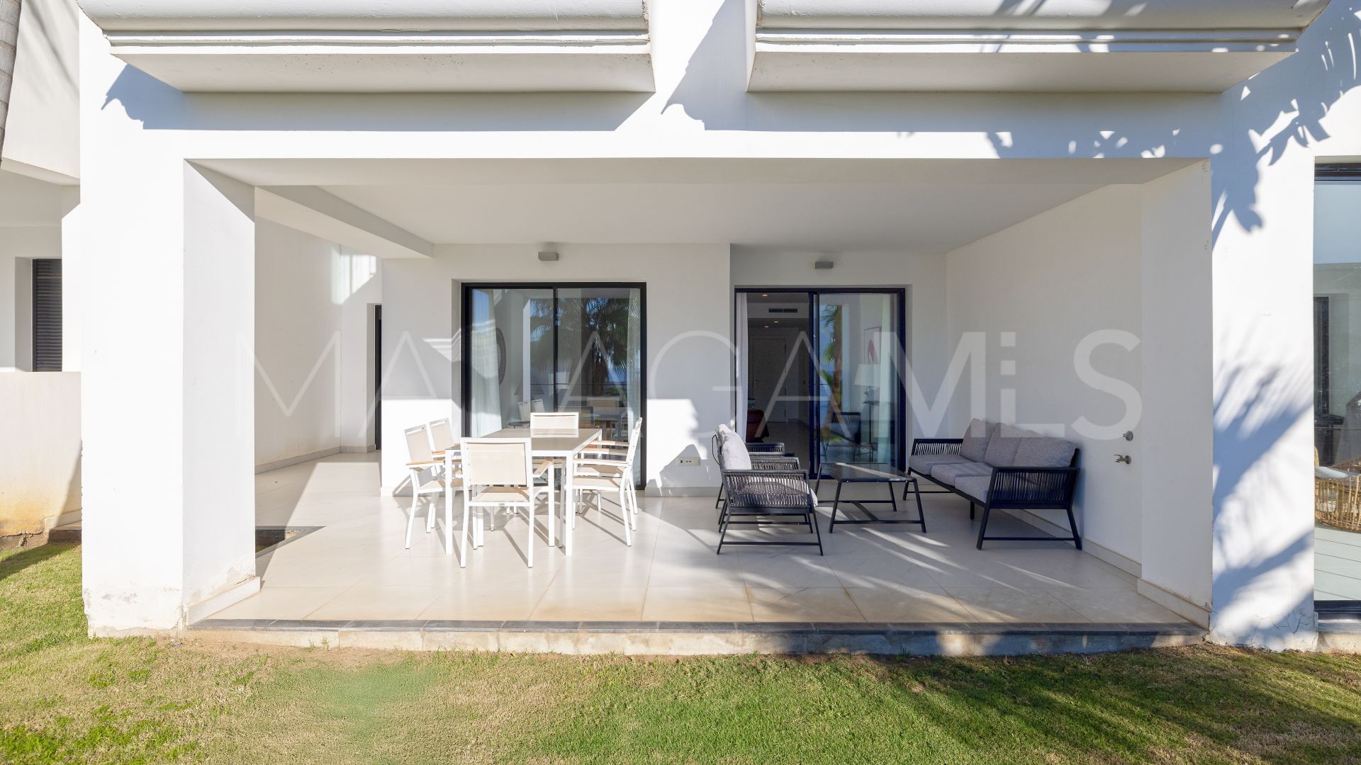 For sale apartment in Estepona Town