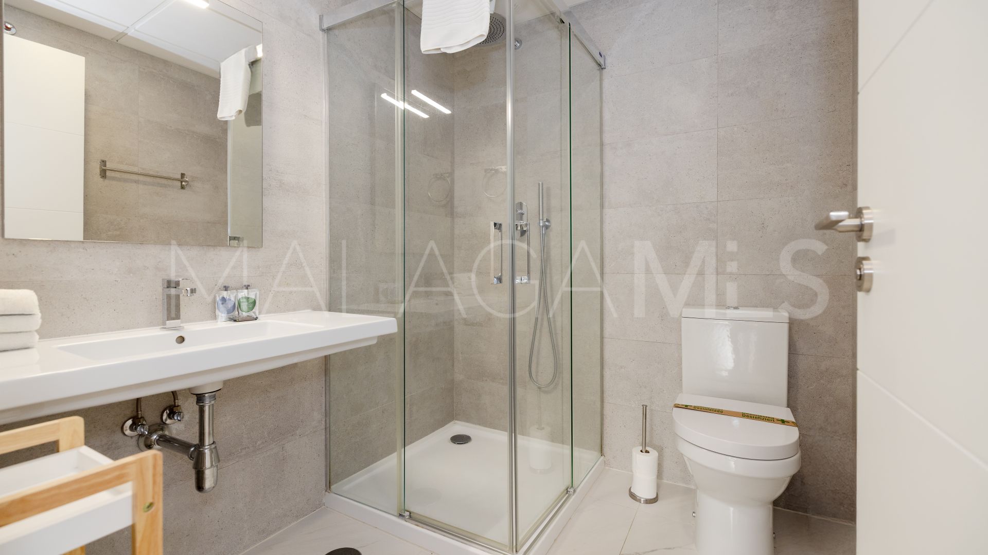 For sale apartment in Estepona Town