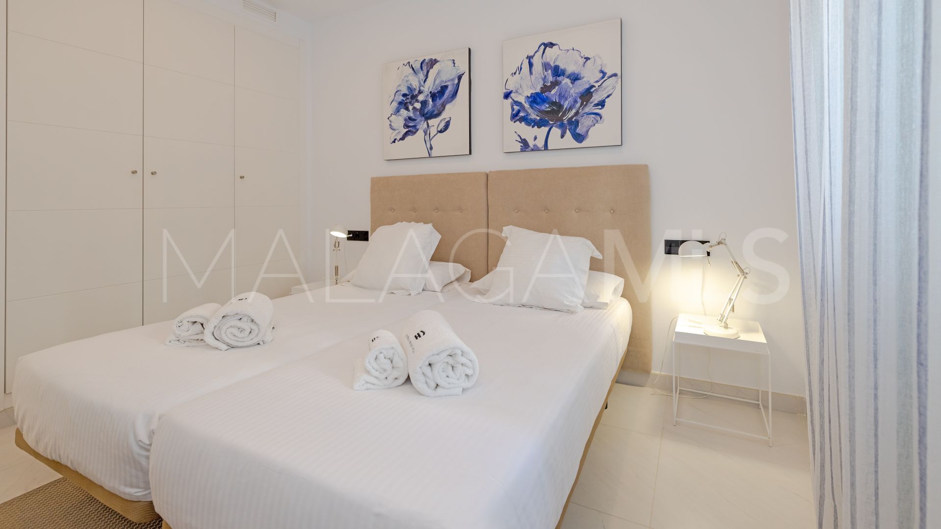 For sale apartment in Estepona Town