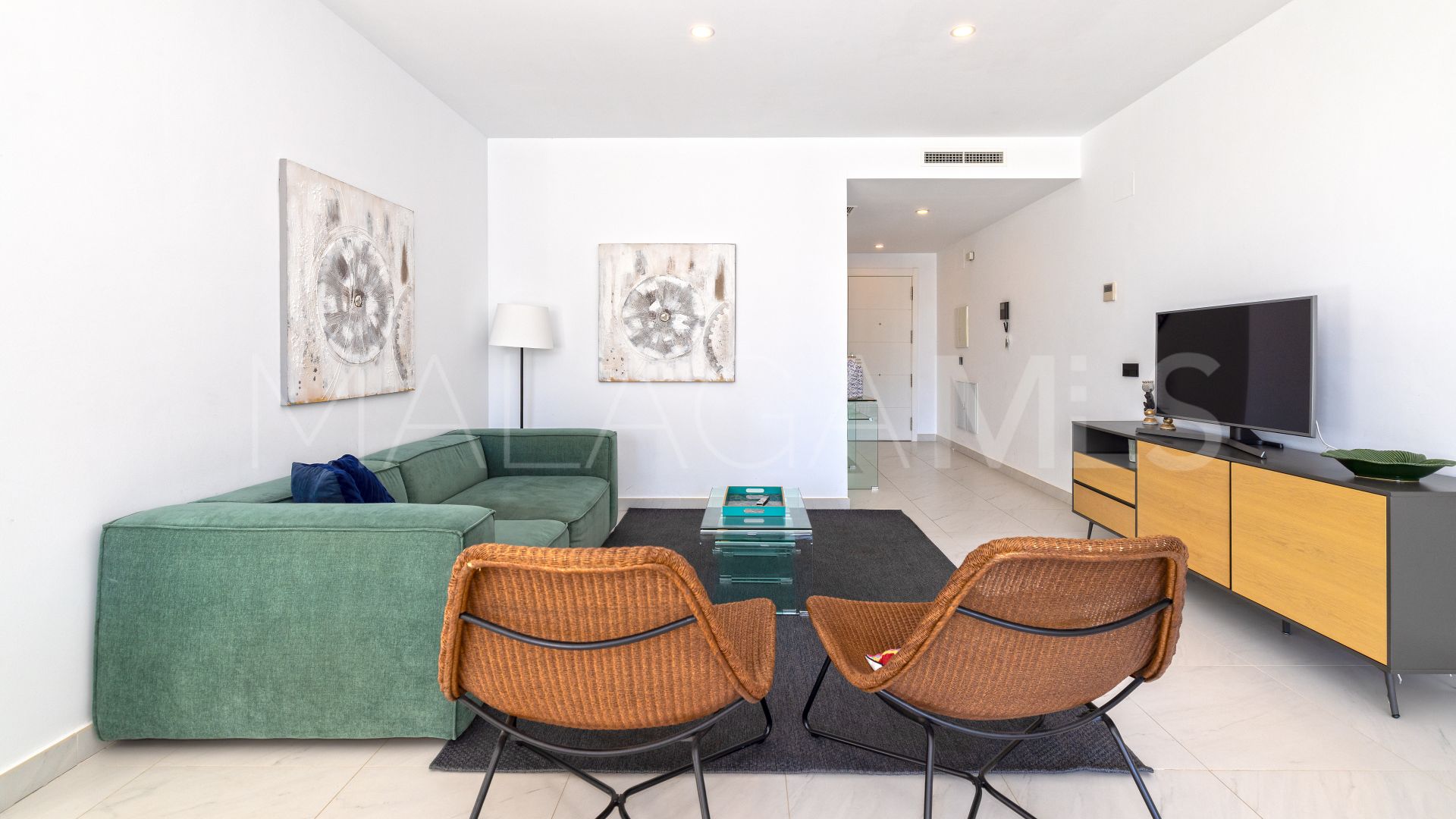 For sale apartment in Estepona Town