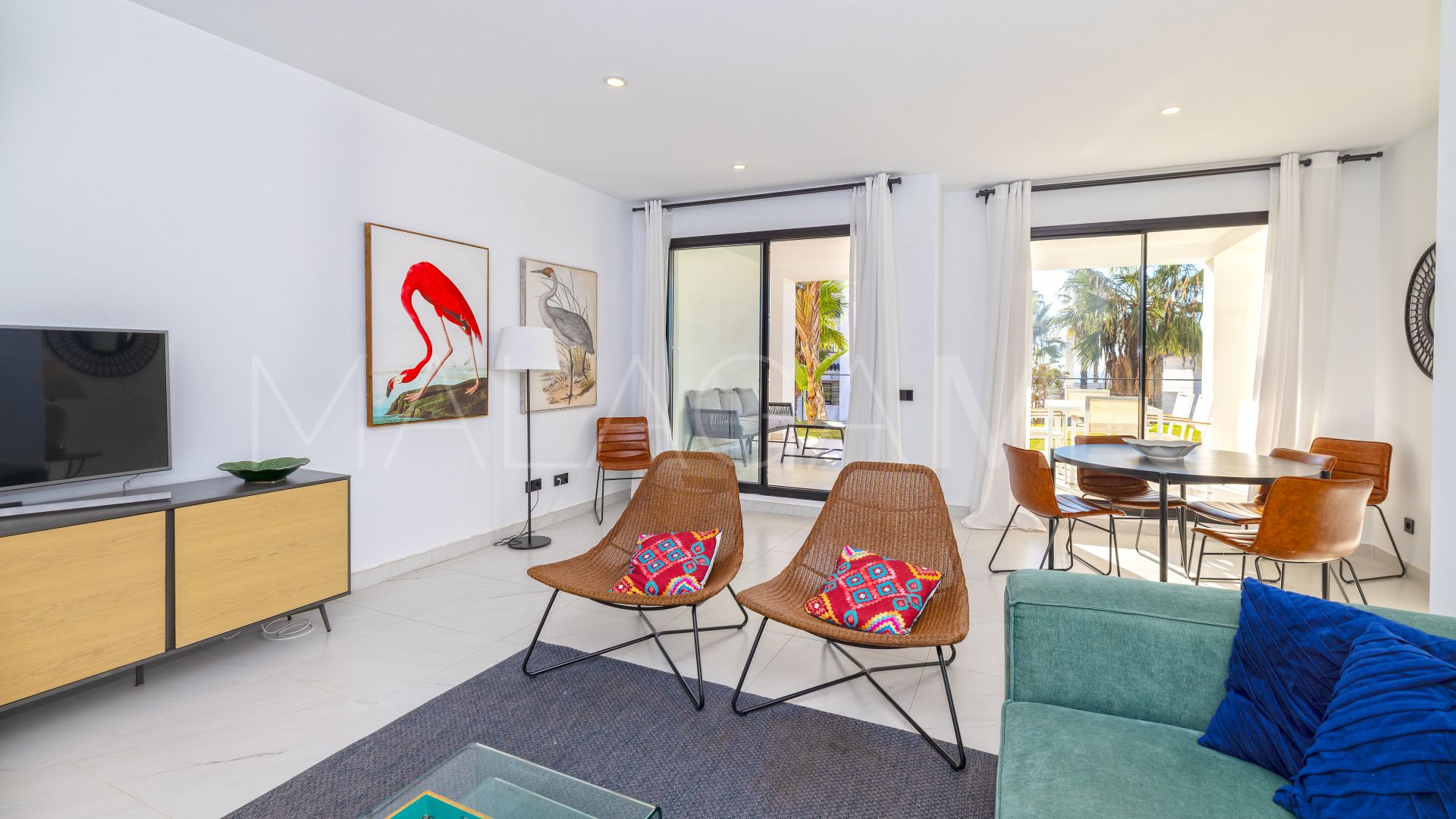 For sale apartment in Estepona Town