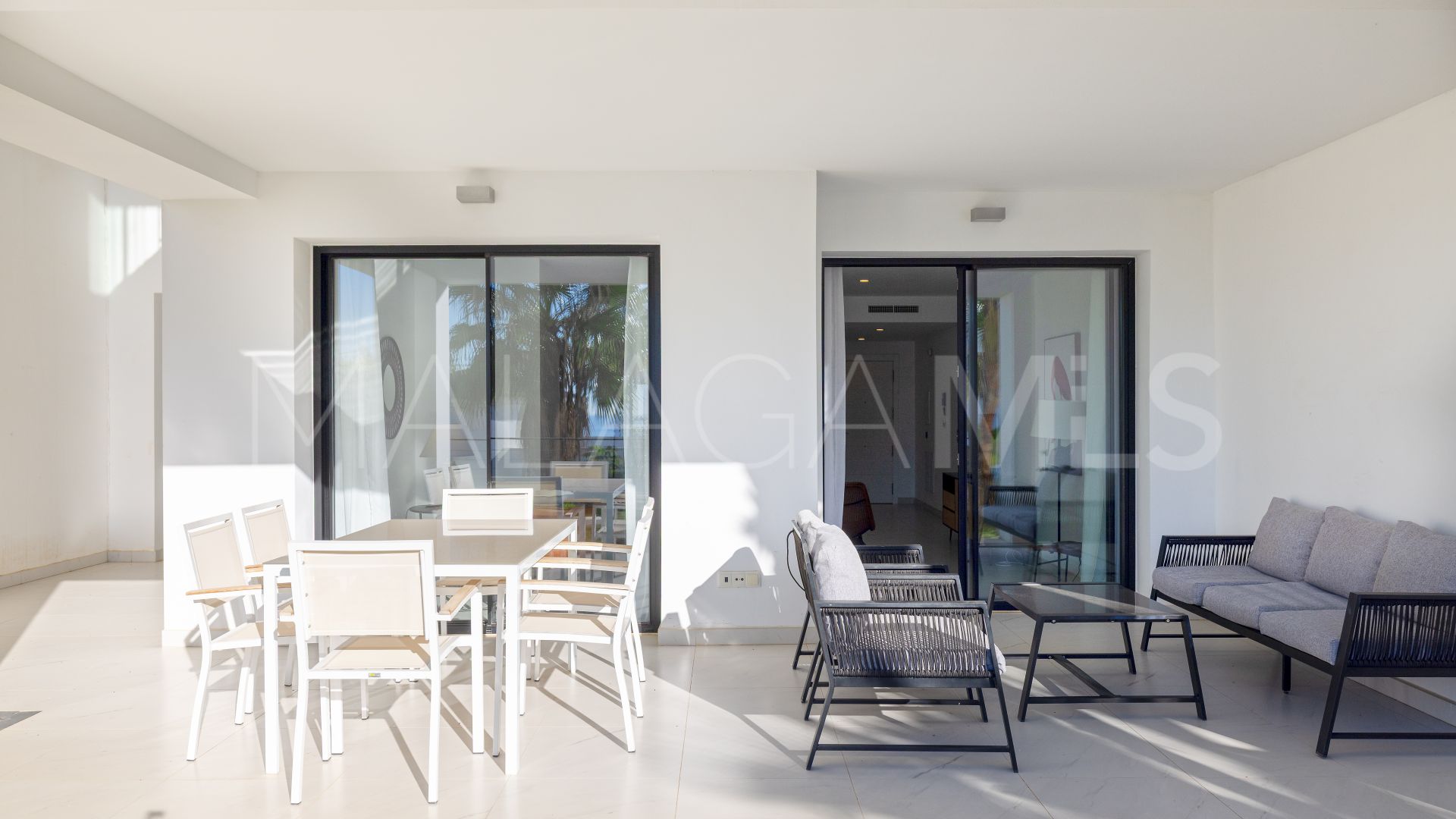 For sale apartment in Estepona Town