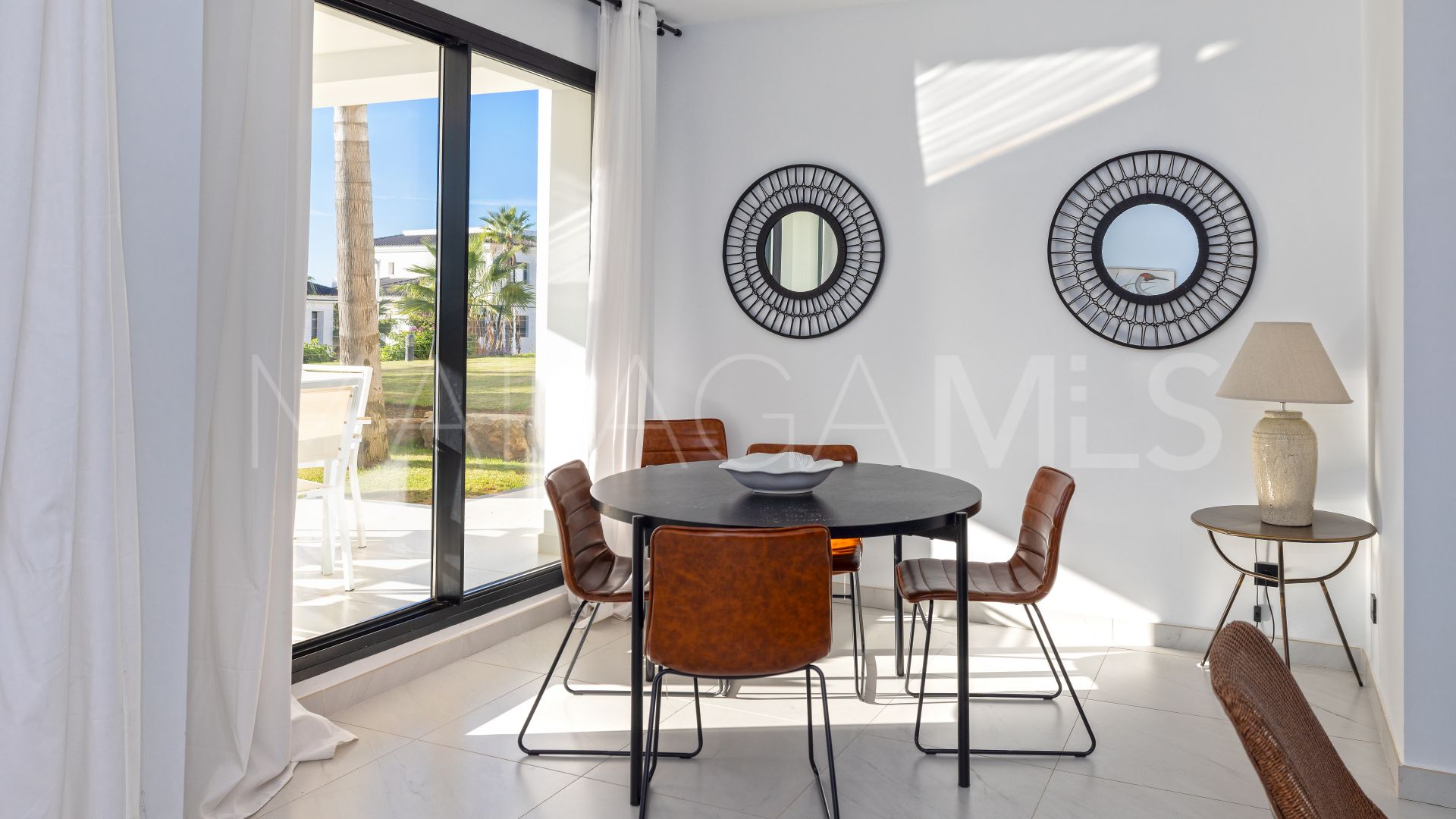 For sale apartment in Estepona Town